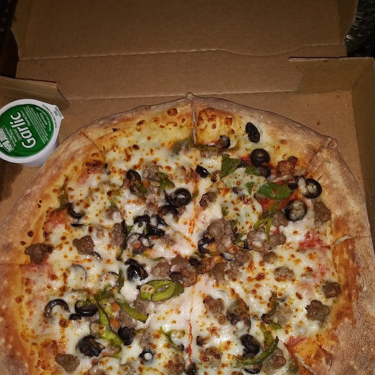 Medium Sausage w Black Olives & Green Peppers