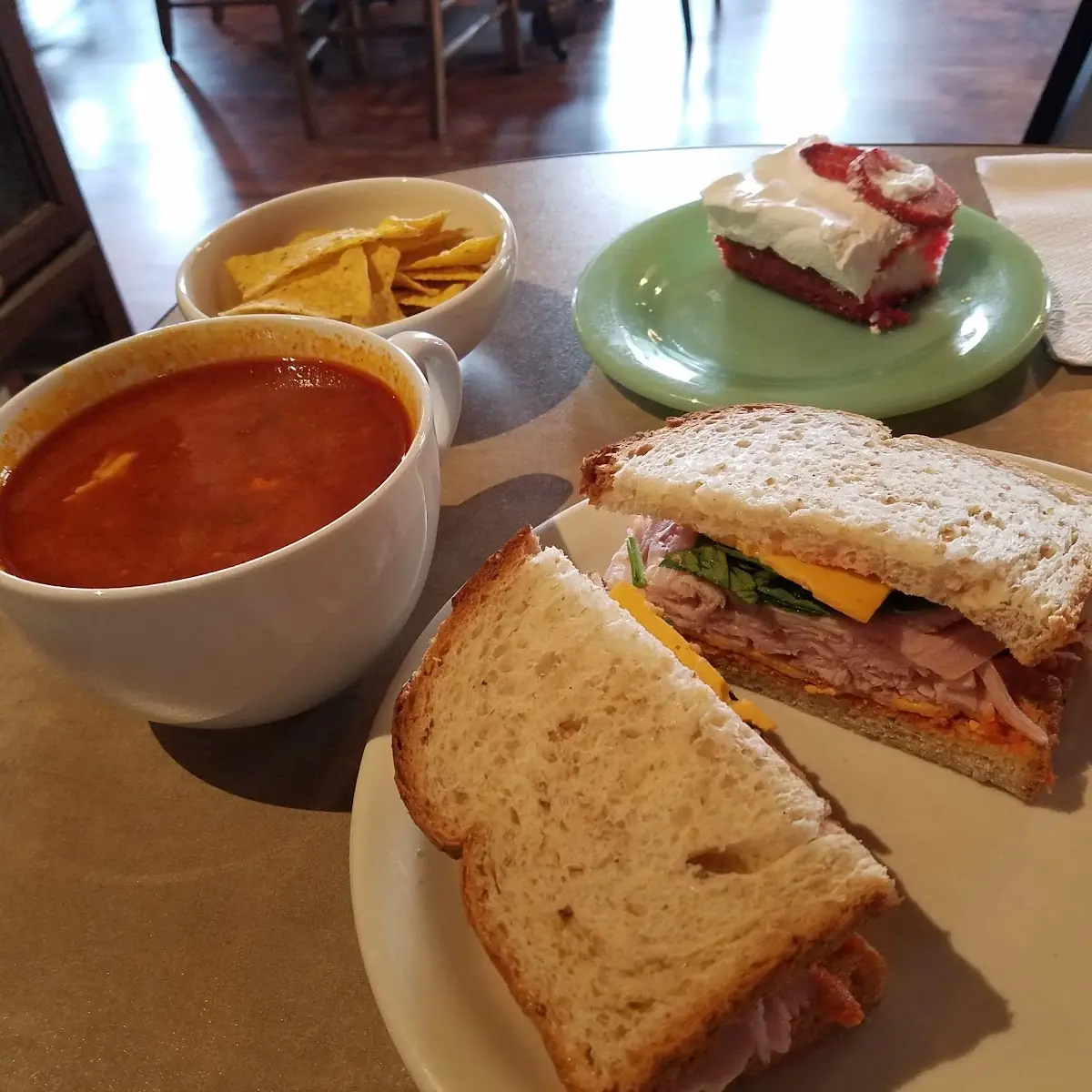 Turkey Deluxe Sandwich