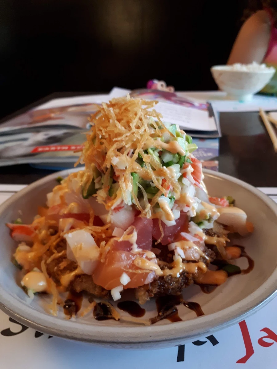 Assorted Sushi Pizza