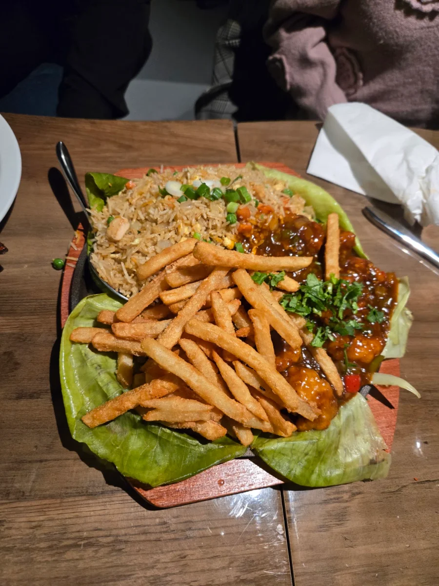 Chili Chicken Sizzler, Indian Paramount Restaurant