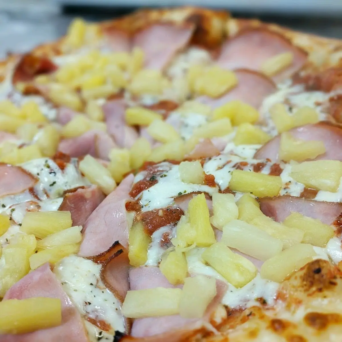 Hawaiian Pizza