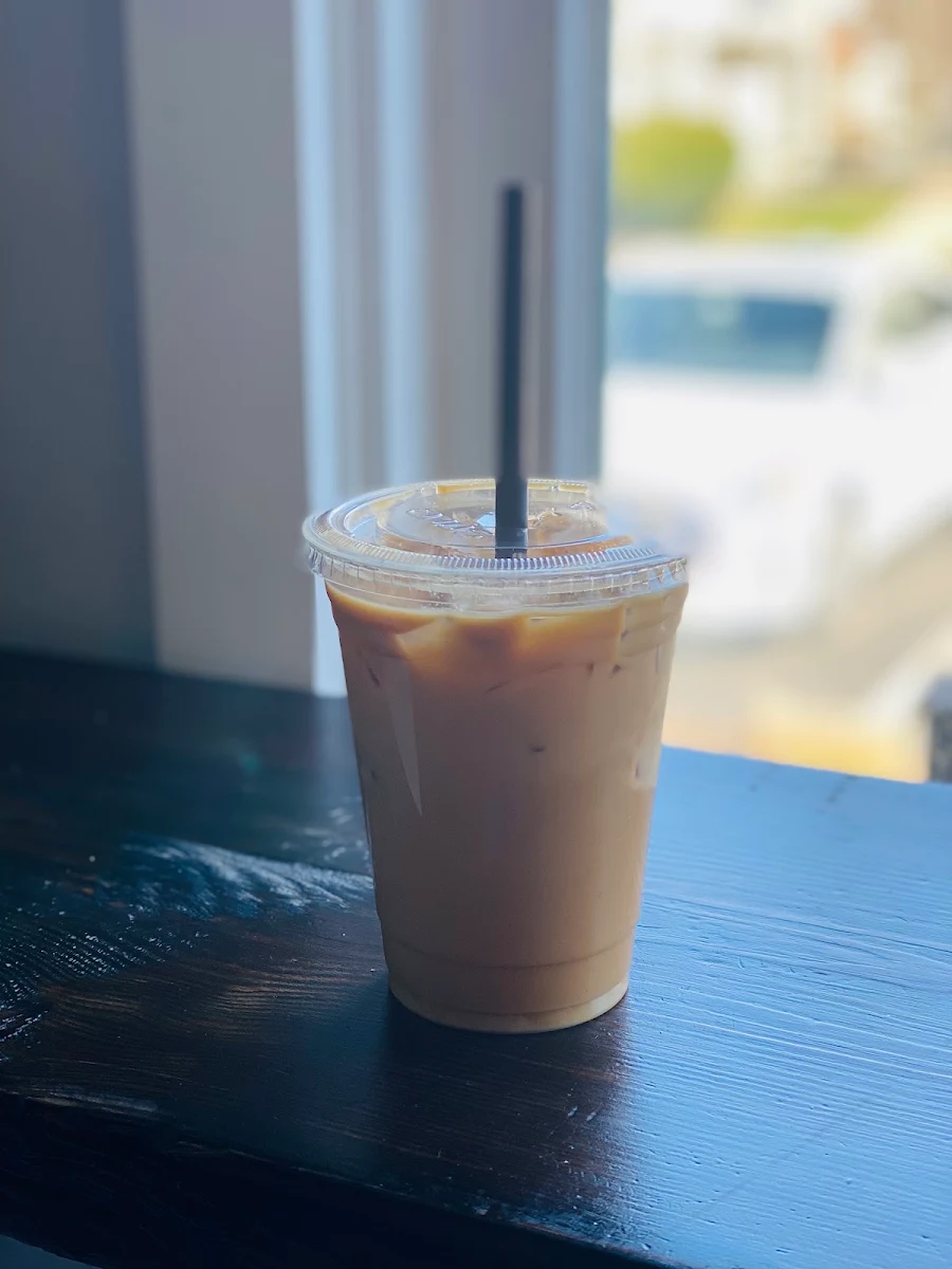 Iced Vanilla Latte