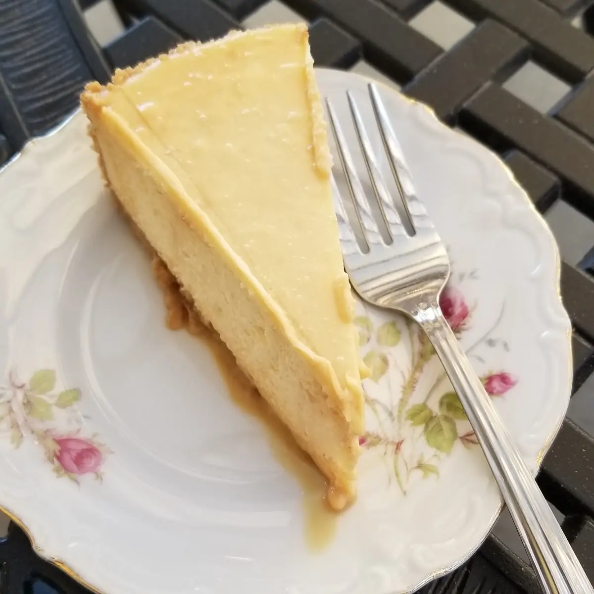 Salted Caramel Cheesecake
