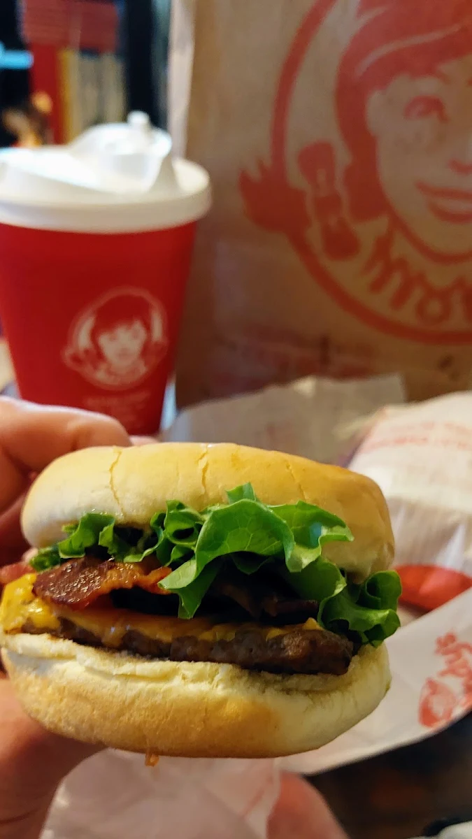 Jr Bacon Cheeseburger, Wendy's
