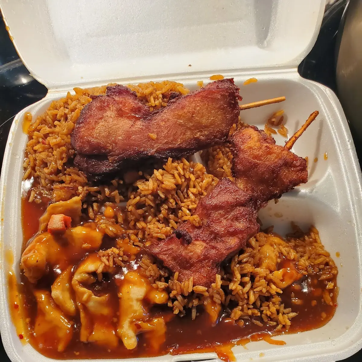Fried Rice with Garlic Chicken Sauce