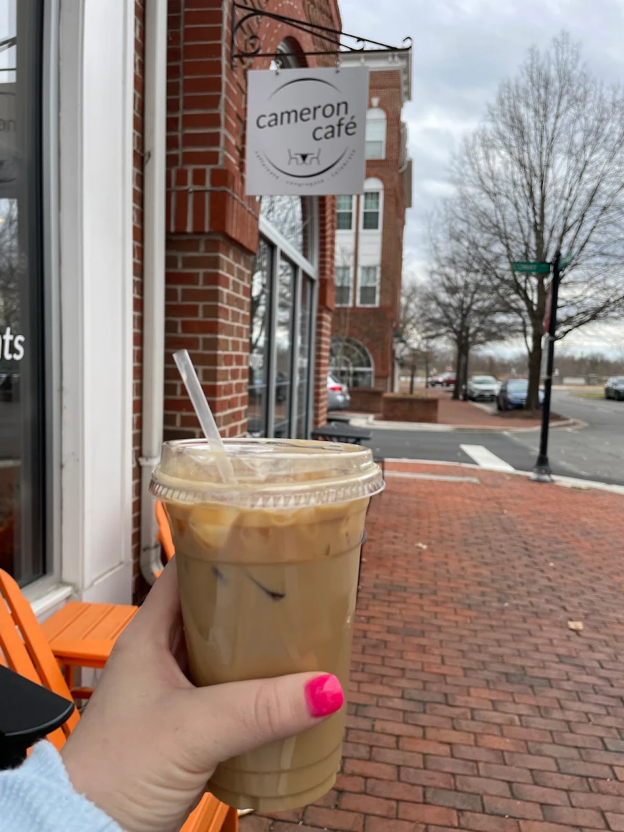 Iced Vanilla Latte