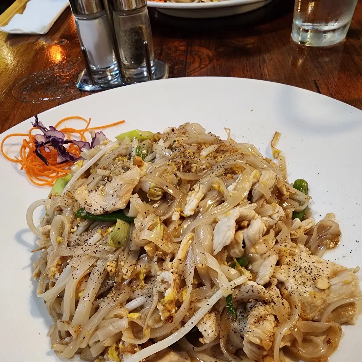 Chicken Pad Thai