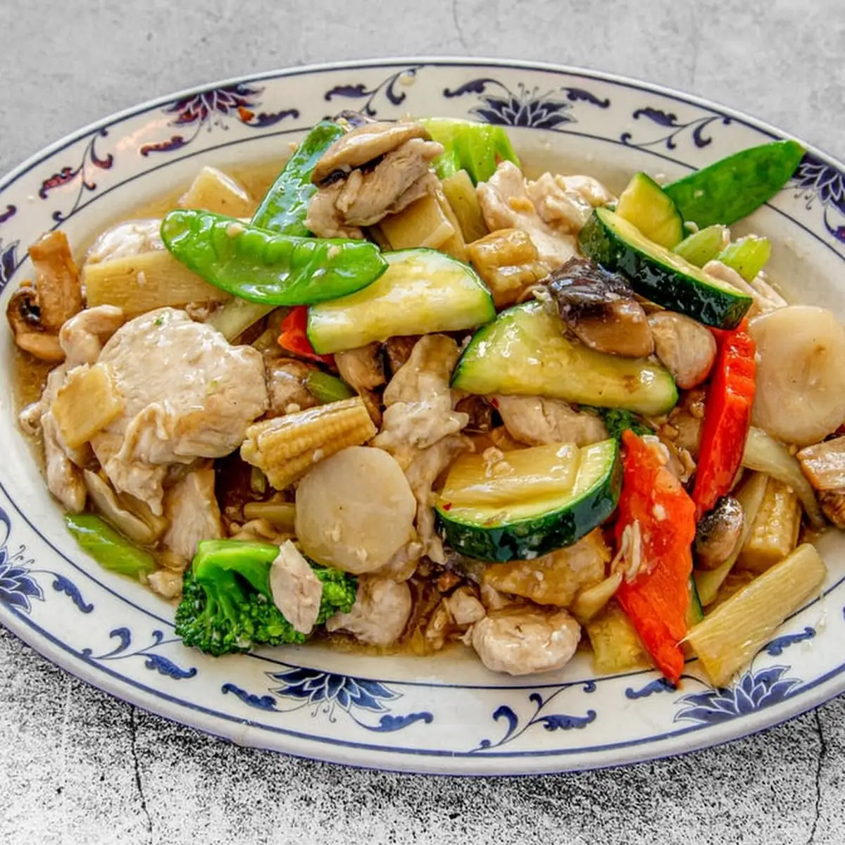 Lunch Plate - Moo Goo Gai Pan Chicken Vegetables