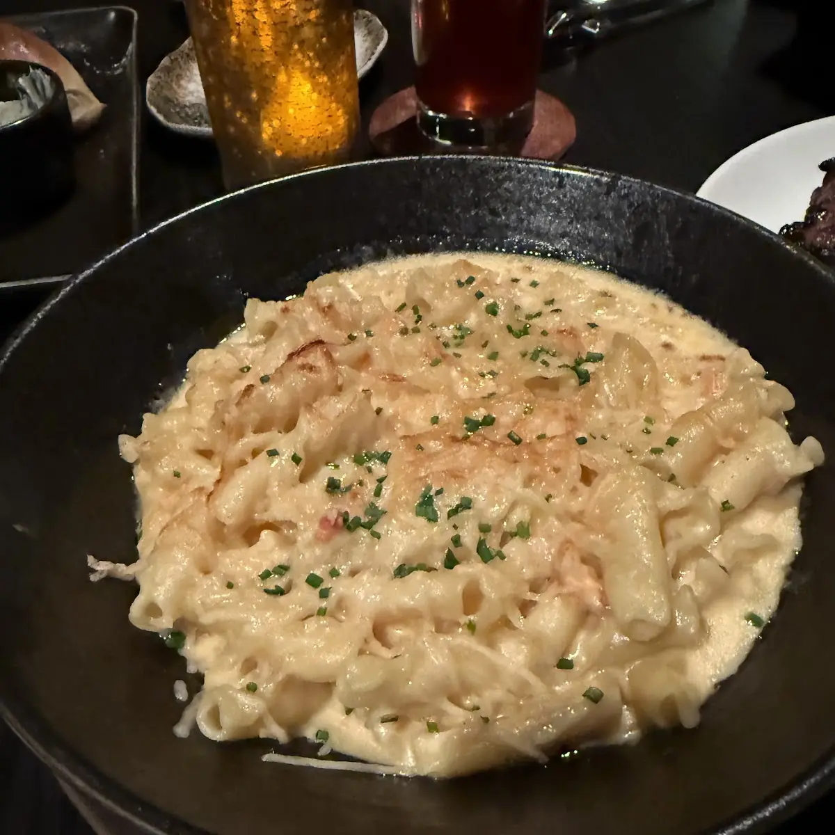 Creamy Mac and Cheese Pasta Skillet