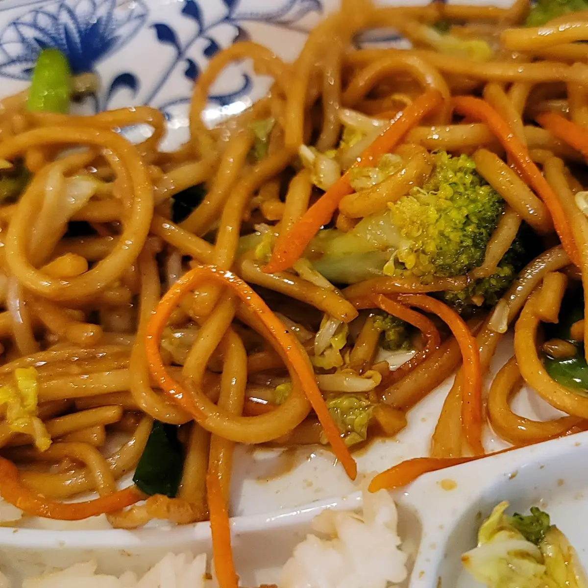 Vegetable Lo Mein