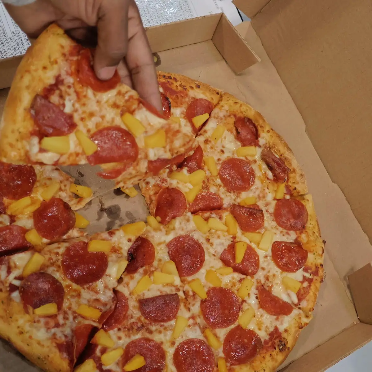 Pizza Hawaiana Y Peperoni