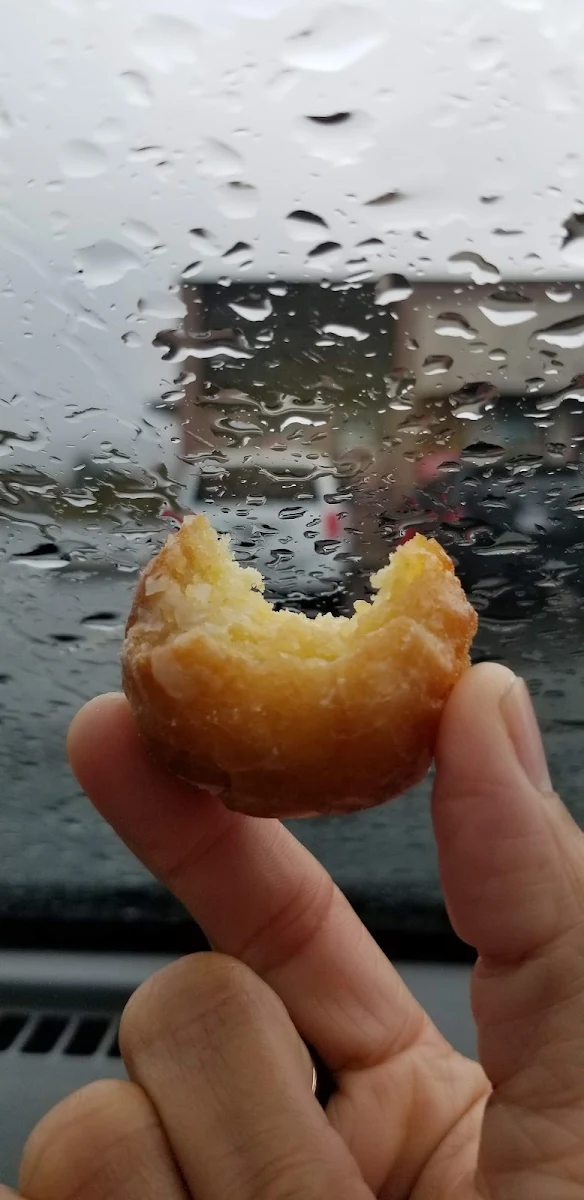 Donuts, Tim Hortons