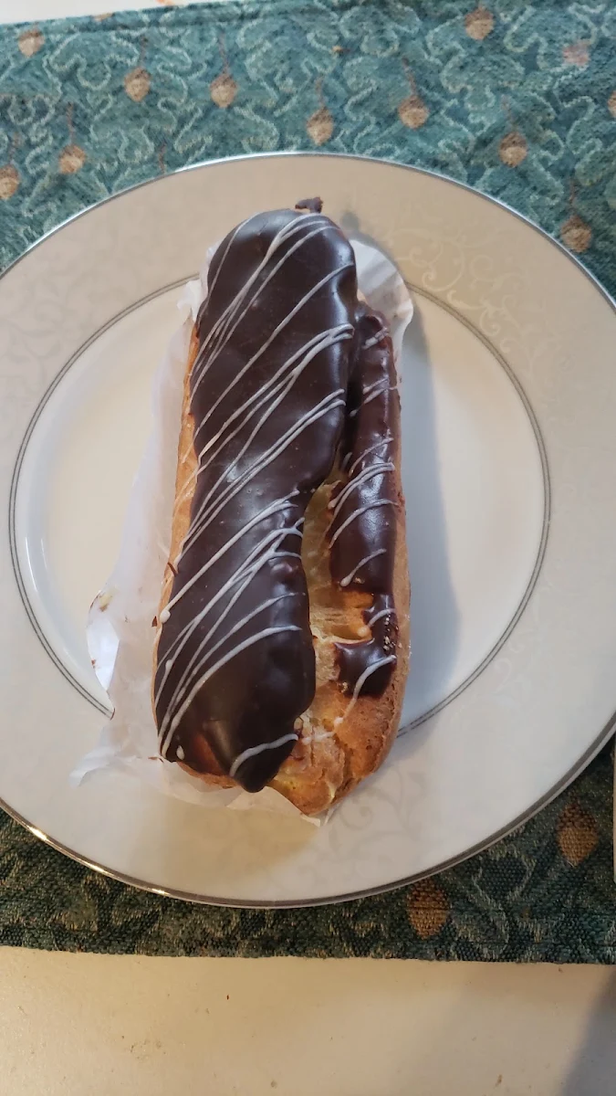 Chocolate Eclair