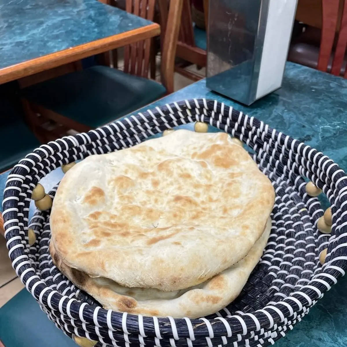 Full Tray of Naans
