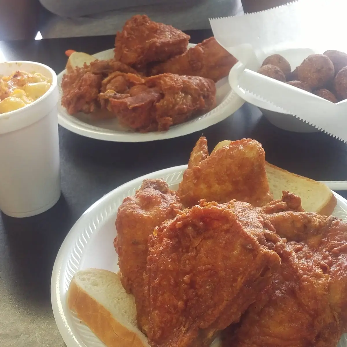 Gus's World Famous Fried Chicken