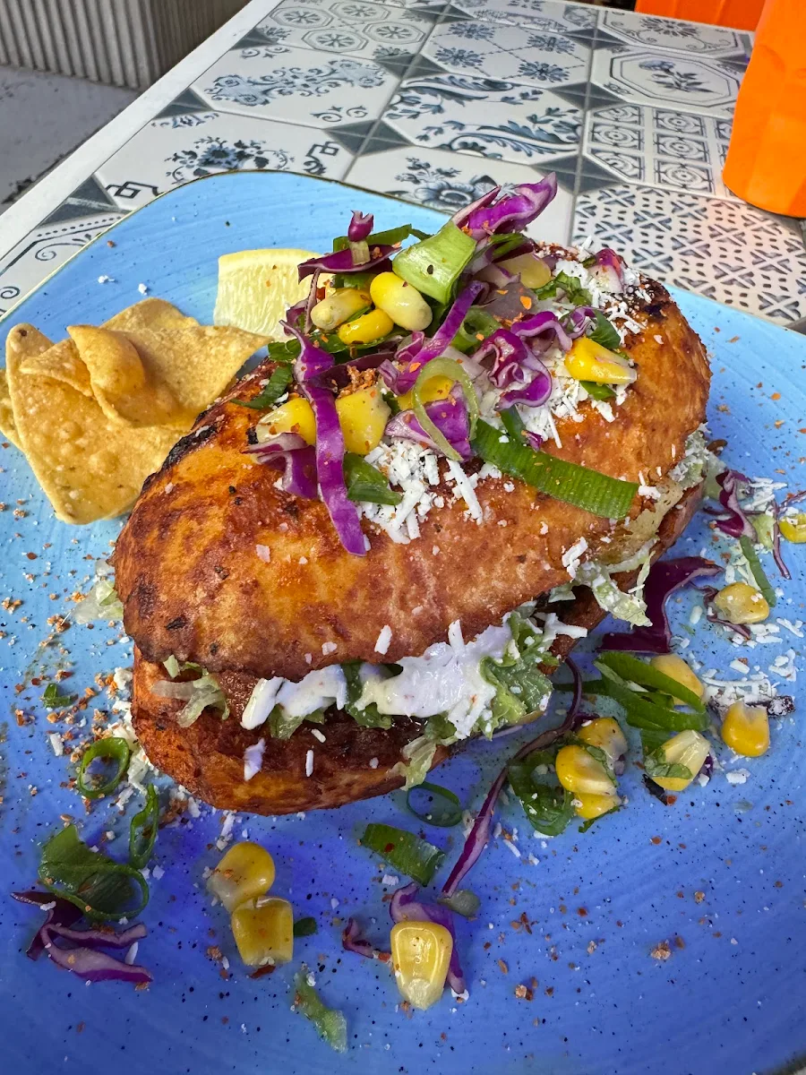 Pambazo, Hecho en Mexico Richmond (Rooftop Bar)