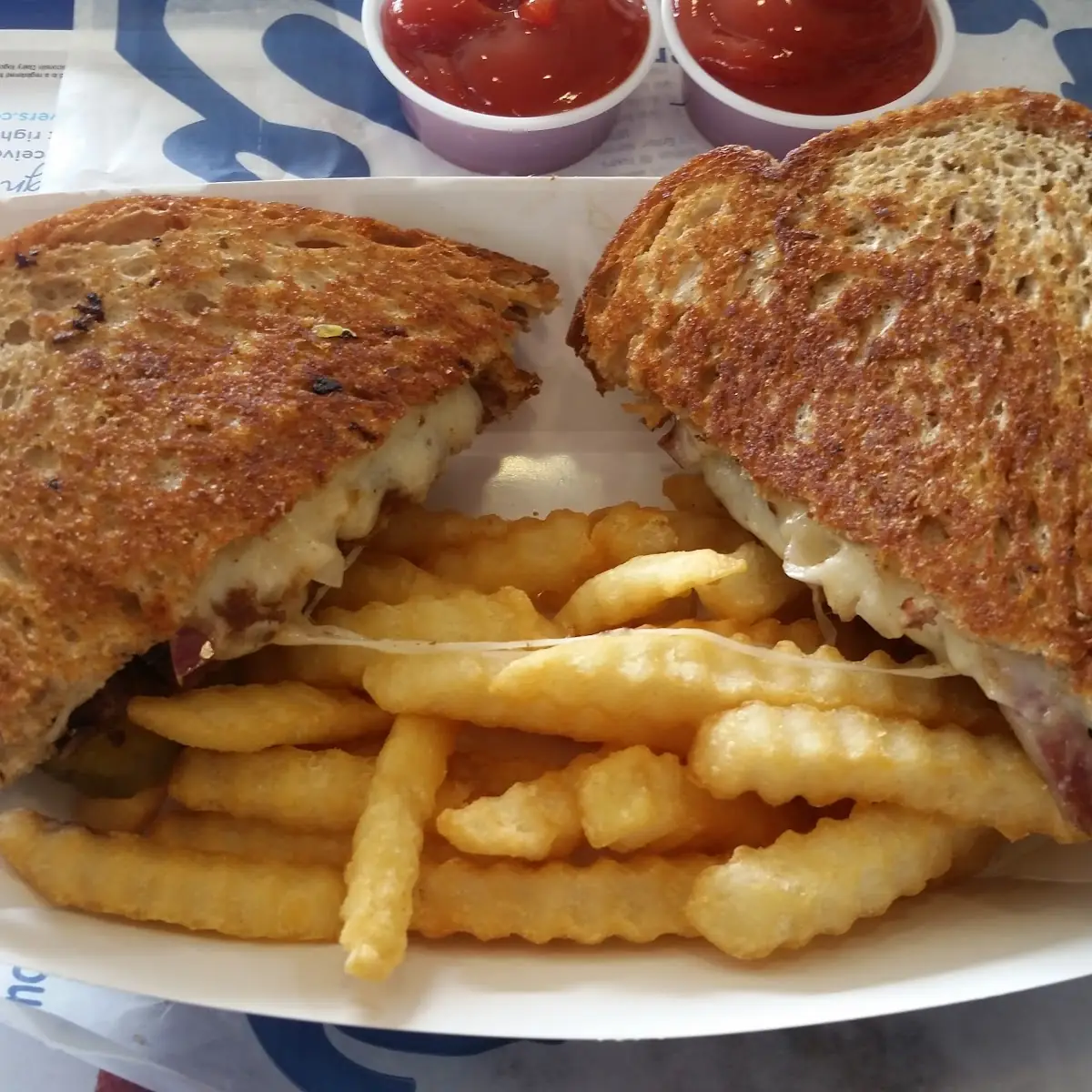 Wisconsin Cheese Melt Basket