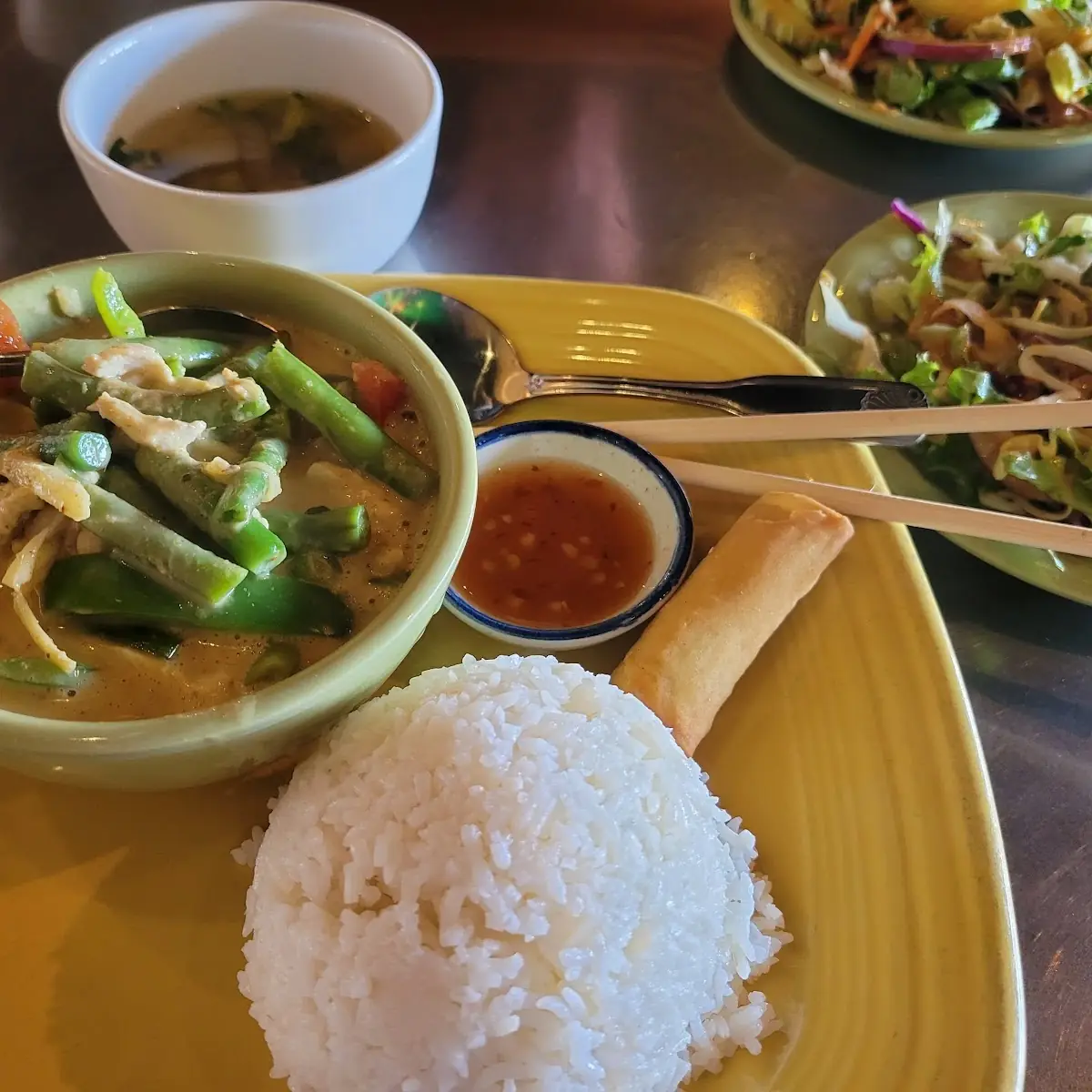 Atlantic Salmon in Green Curry and Avocado