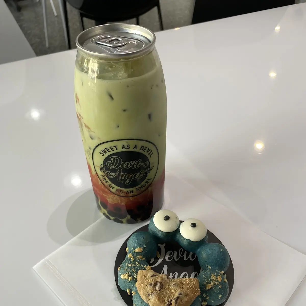 Cookie Monster Mochi Donut