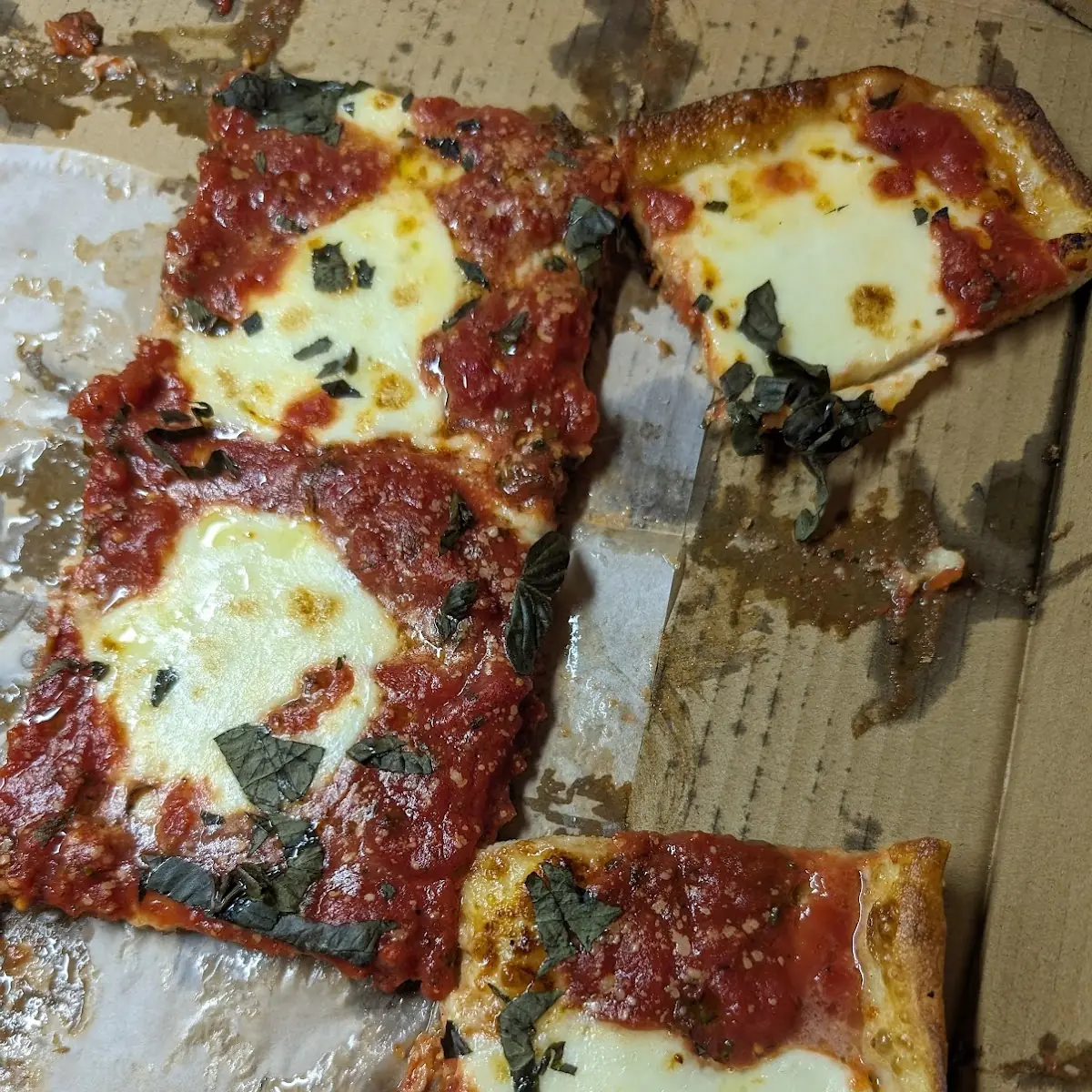 Brooklyn Pizza Margherita Square