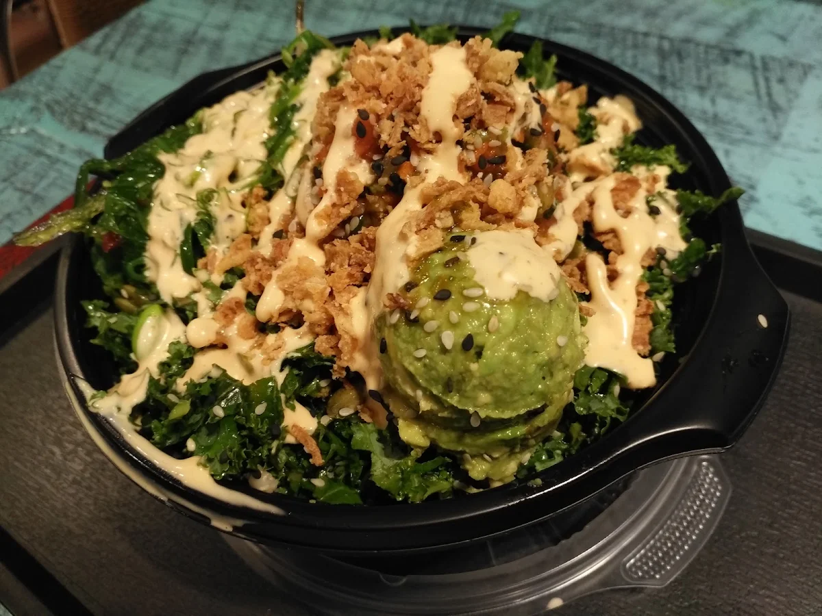 Brown Rice, Le Poké Station Crescent