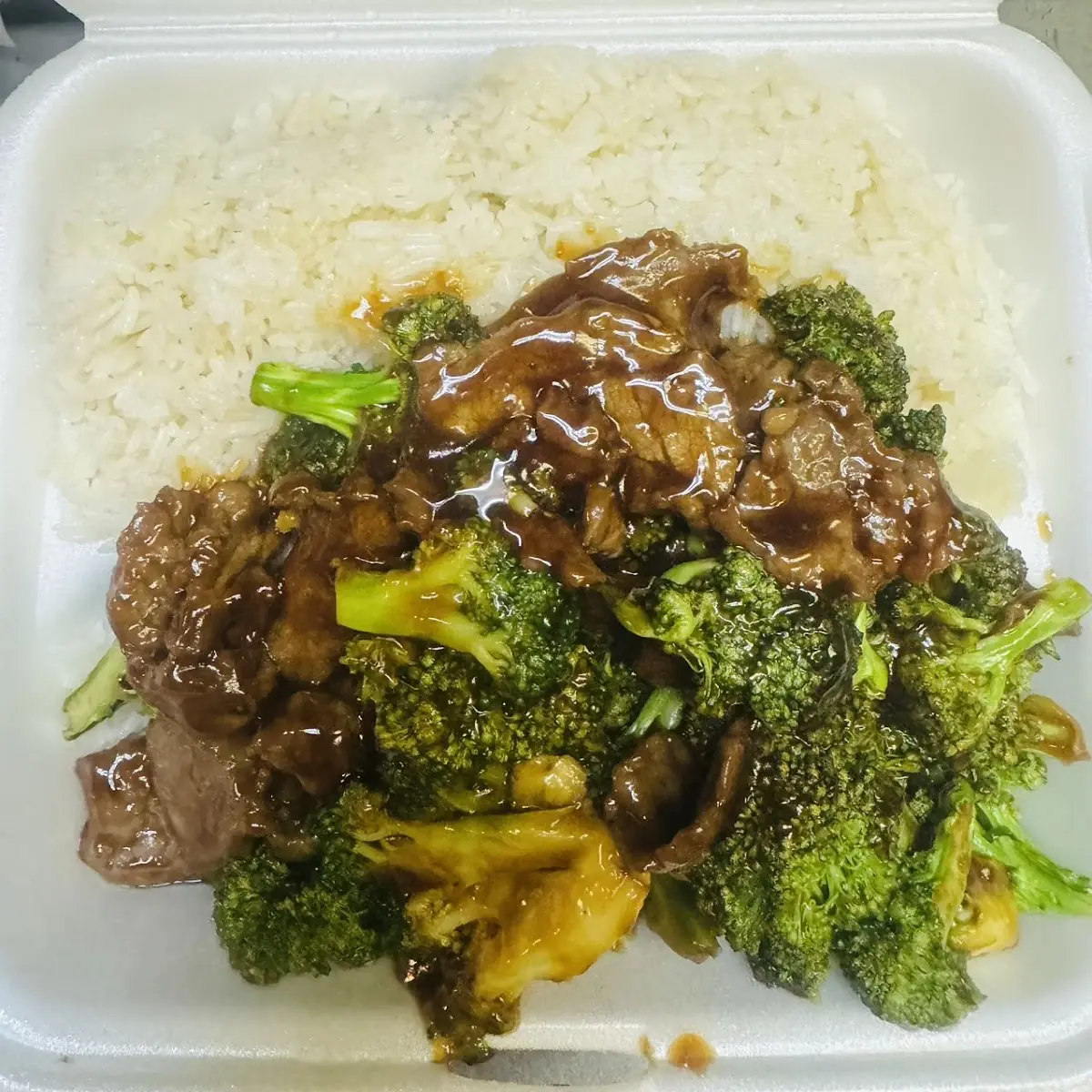 Beef Broccoli Combo Platter