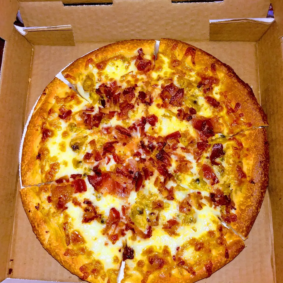 Clam Bacon Garlic White Pizza