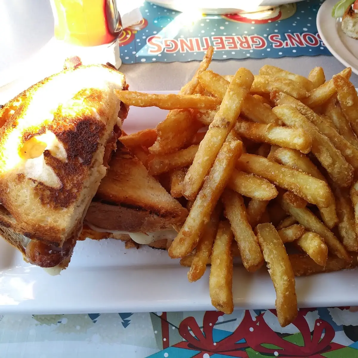 Grilled Cheese with Fries