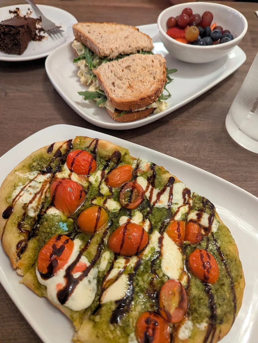 Pesto Flat Bread
