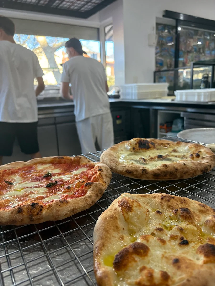Highlights, Postcard from Napoli