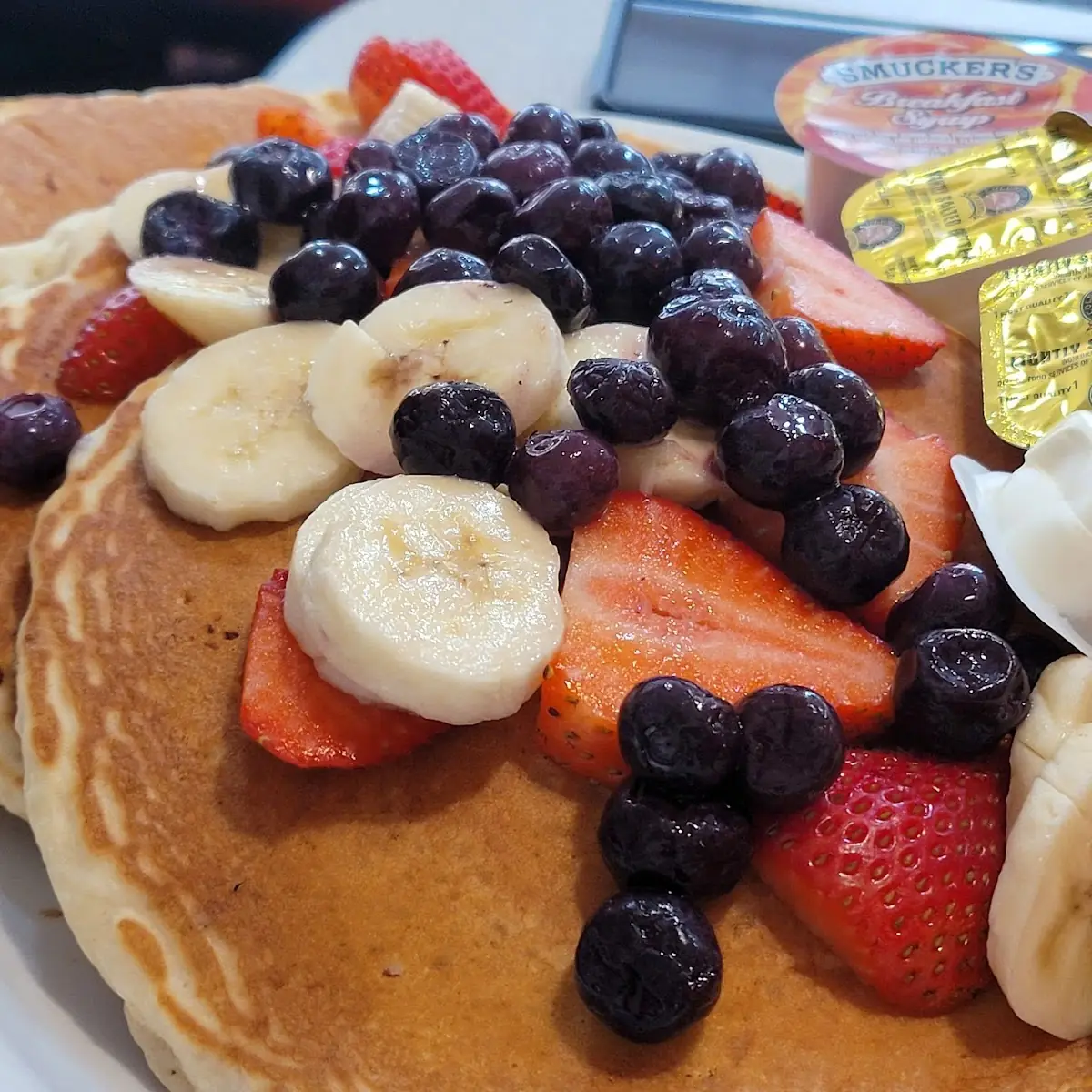 Pancakes with Fresh Fruit
