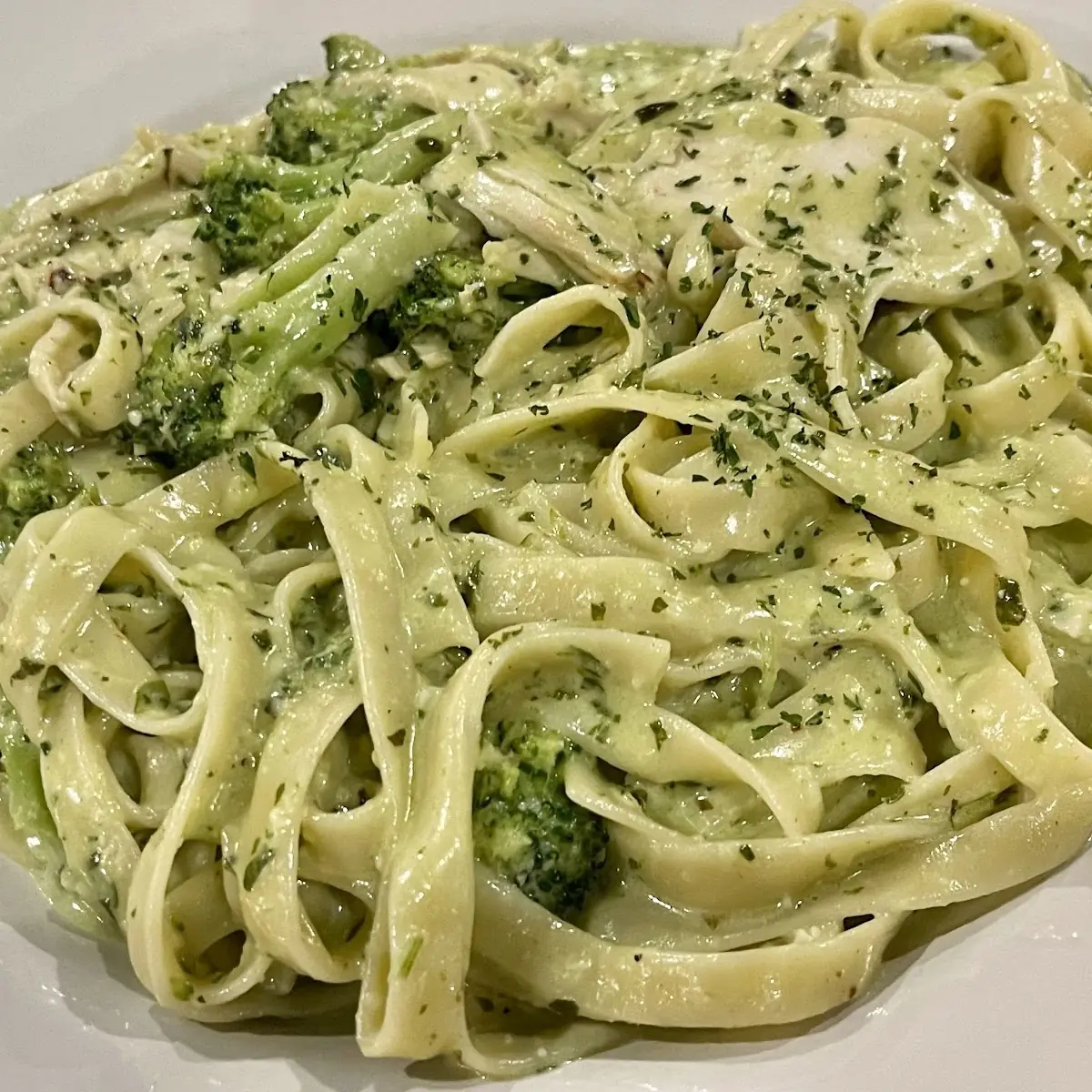 Chicken Pesto Alfredo