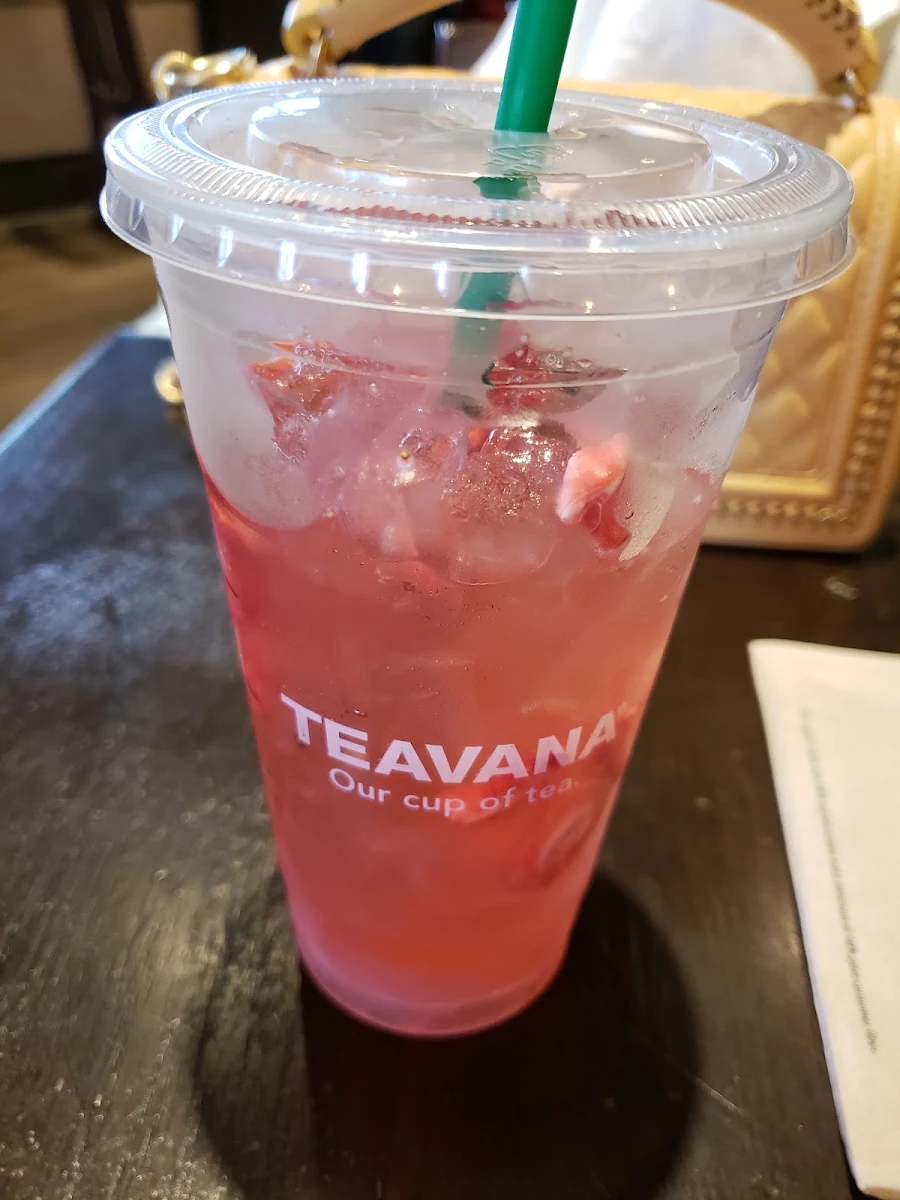 Venti Strawberry Acai Refresher