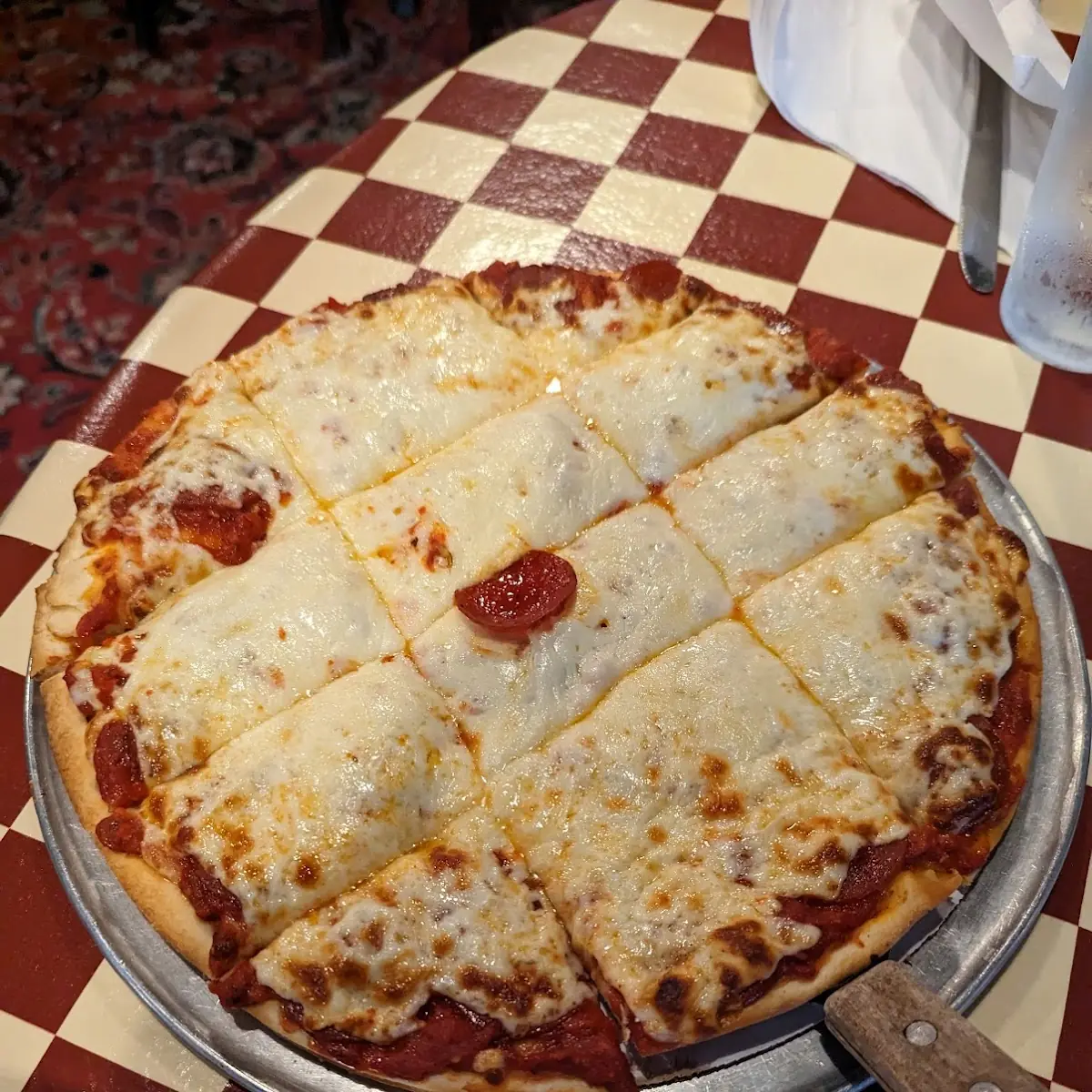 Pepperoni Thin Crust Cheese Pizza