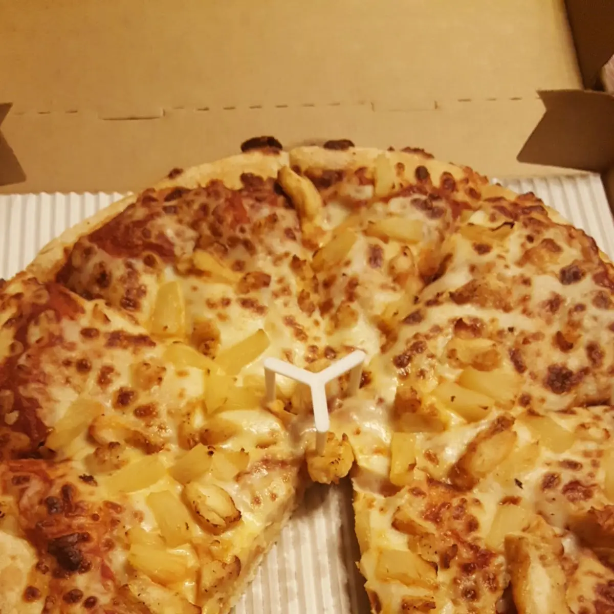 Hawaiian Pizza