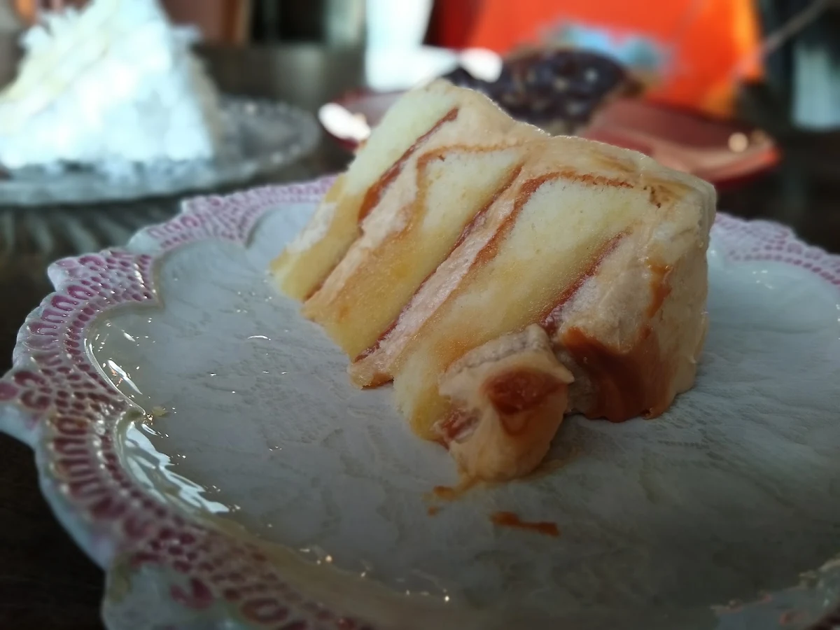Salted Caramel Cake