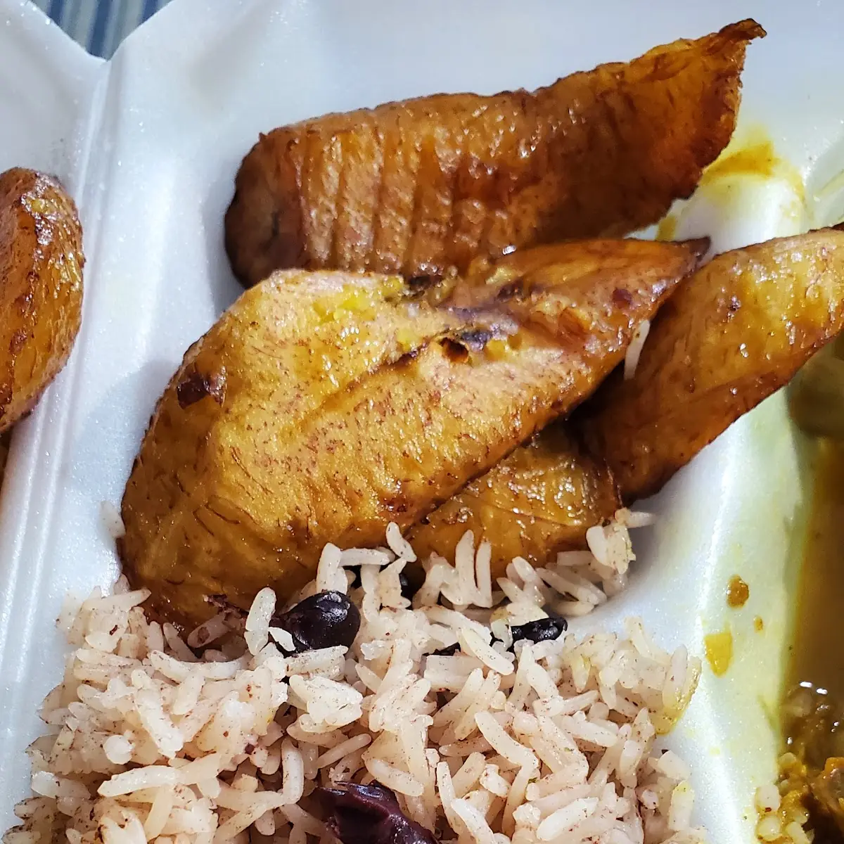 Rice & Peas Plantains