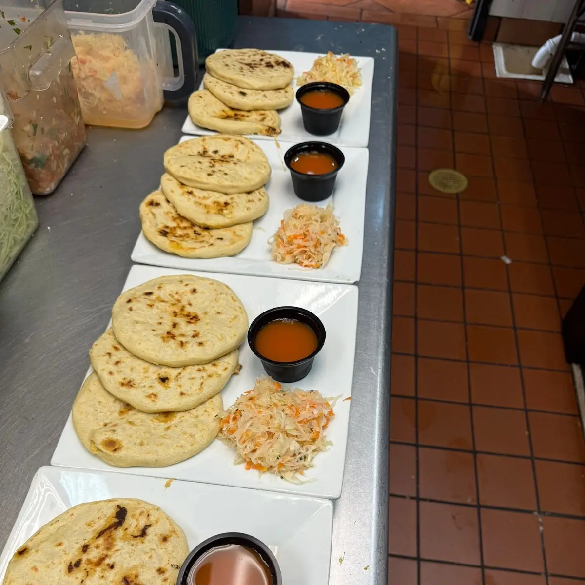 Pupusas Revueltas