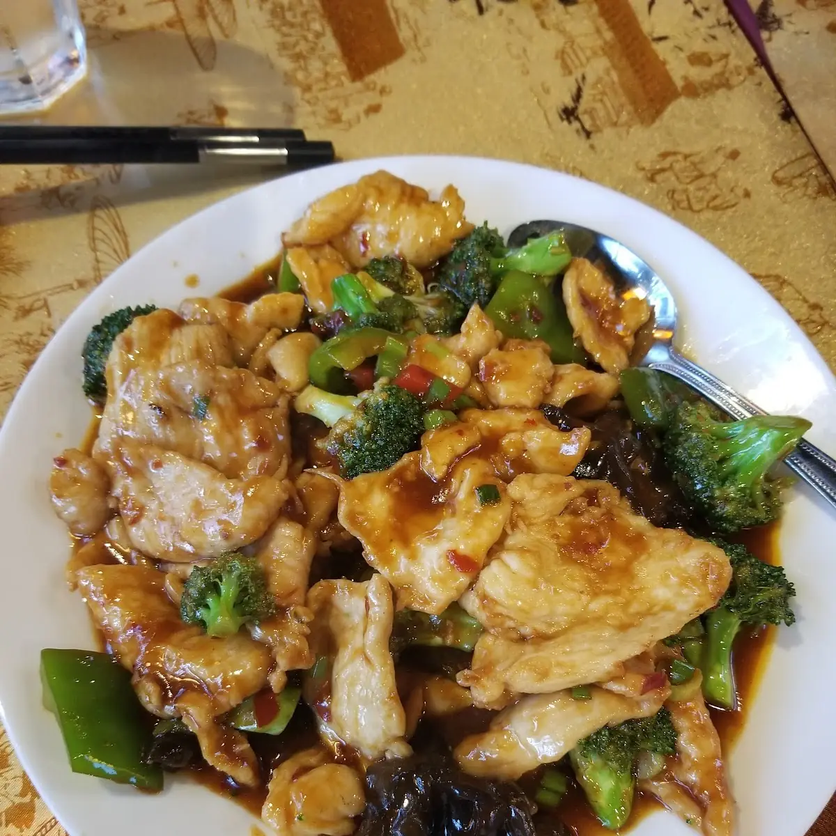 Chicken with Garlic Sauce