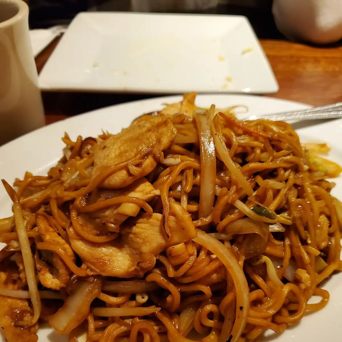 Chicken Lo Mein Noodles
