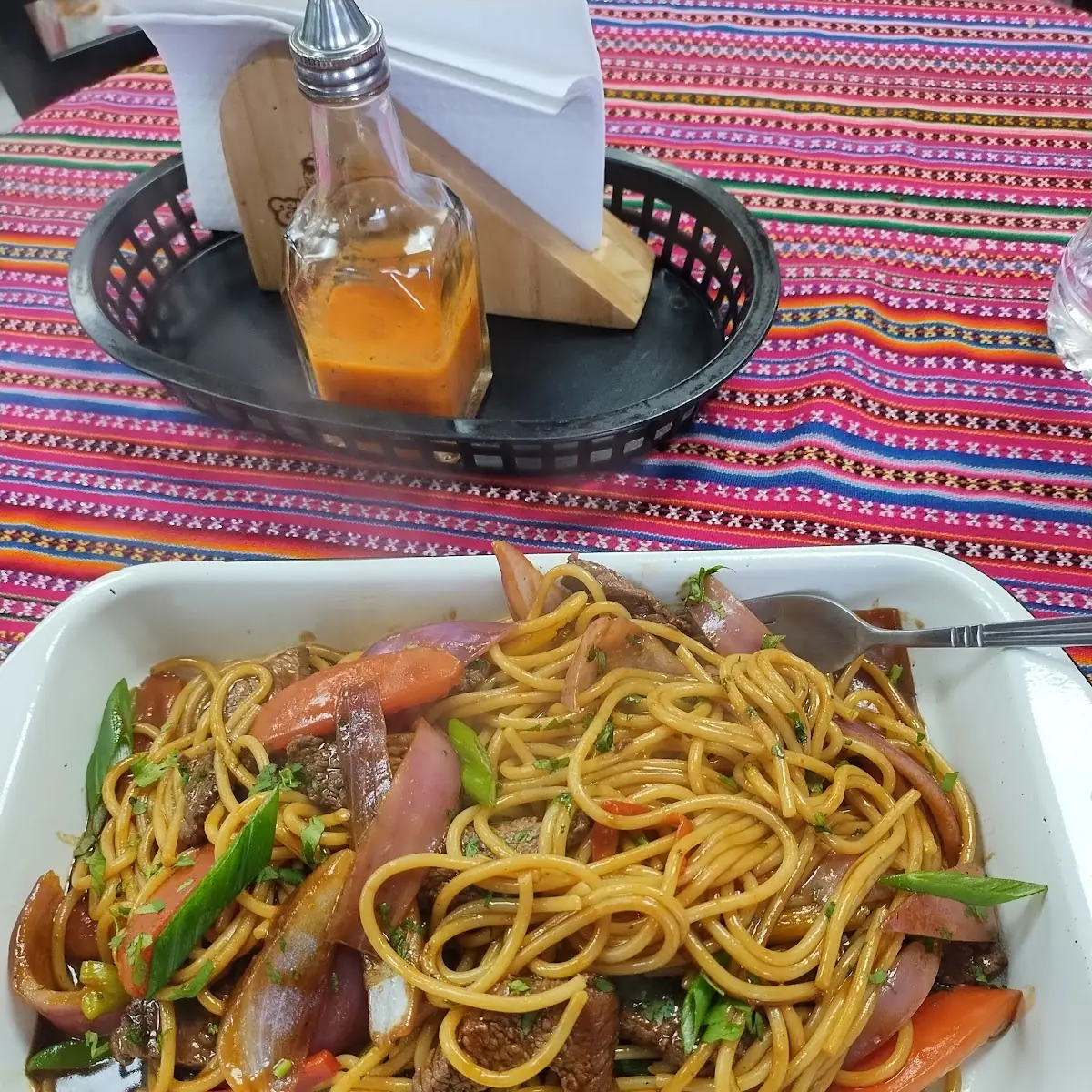 Tallarin Saltado Carne