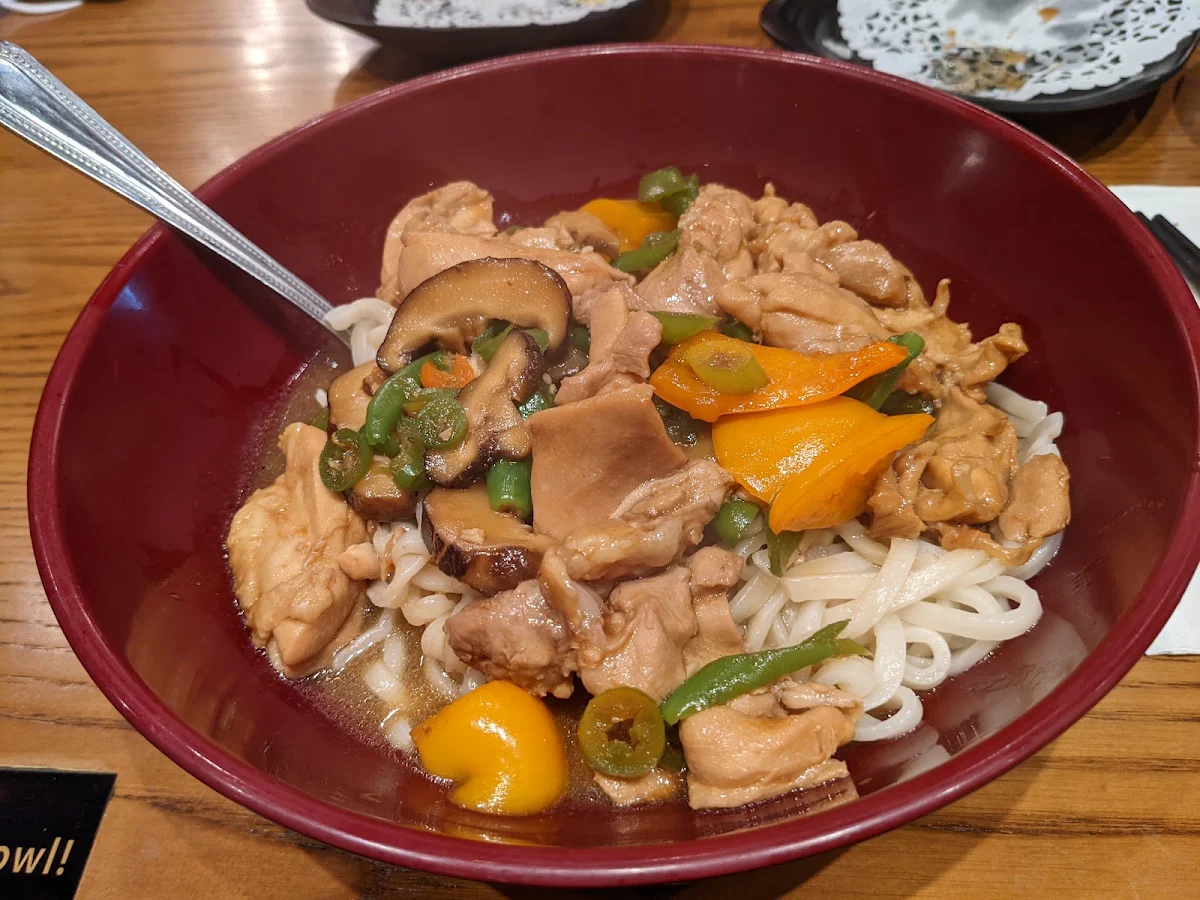Yang's Boneless Chicken Hand Pulled Noodles, Yunshang Rice Noodle