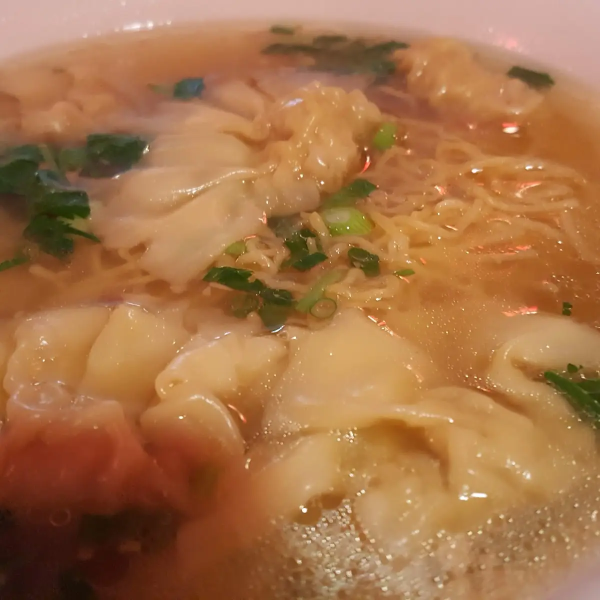 Hoành Thánh Soup