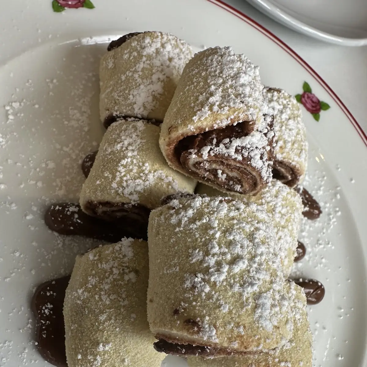 Nutella Mini Rolls
