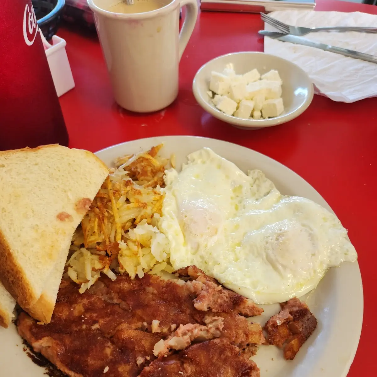 Eggs Hash Brown Potatoes Corned Beef Hash Toast