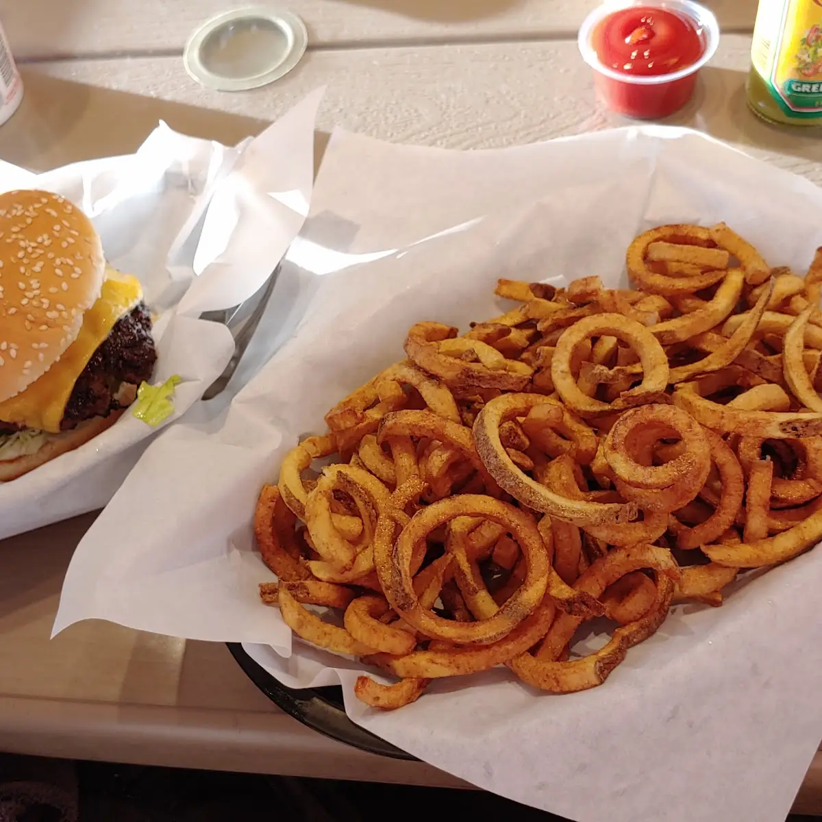 Cheeseburger and Curly Fries