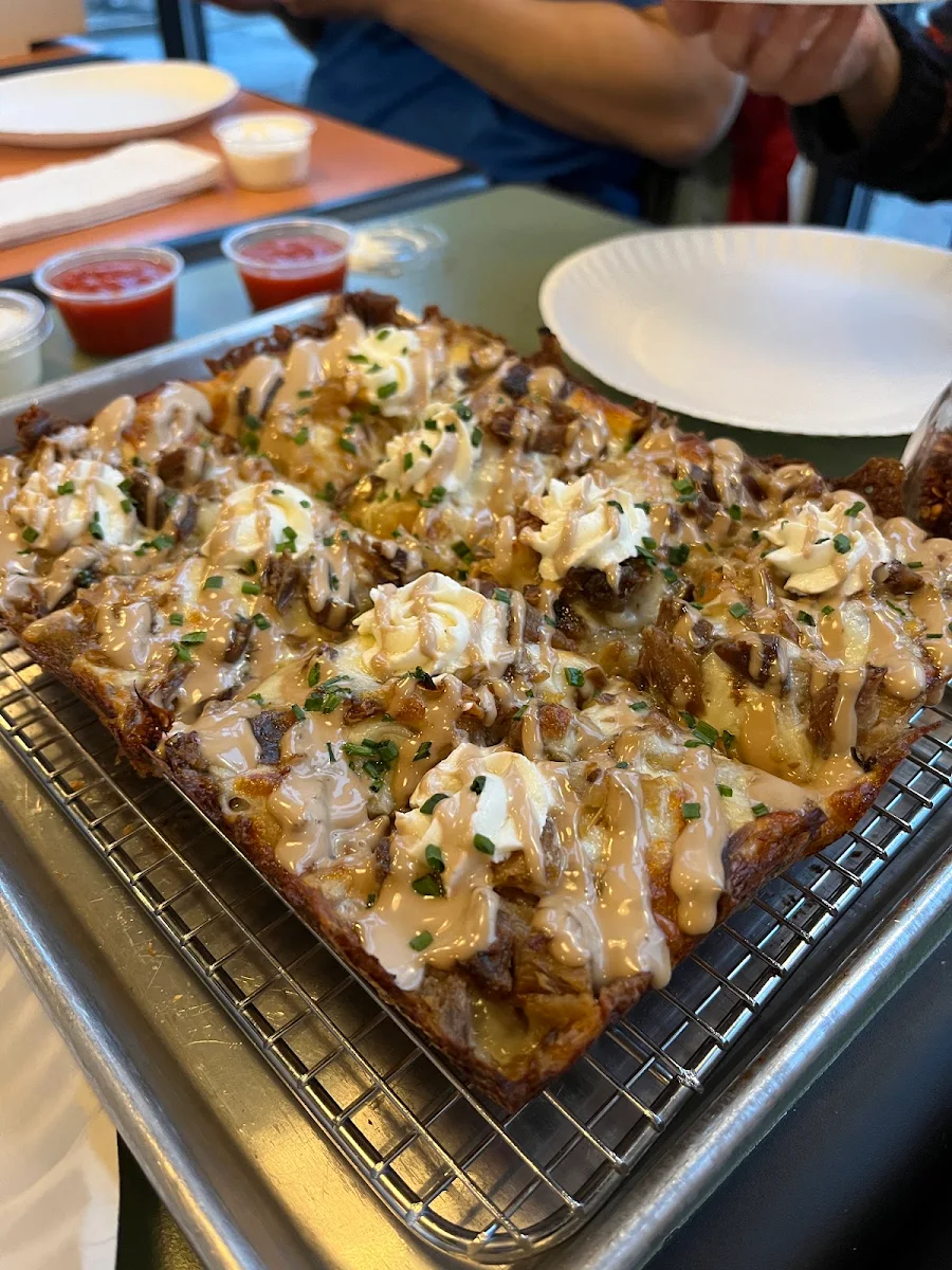 Highlights, Renaissance Detroit Style Pizza