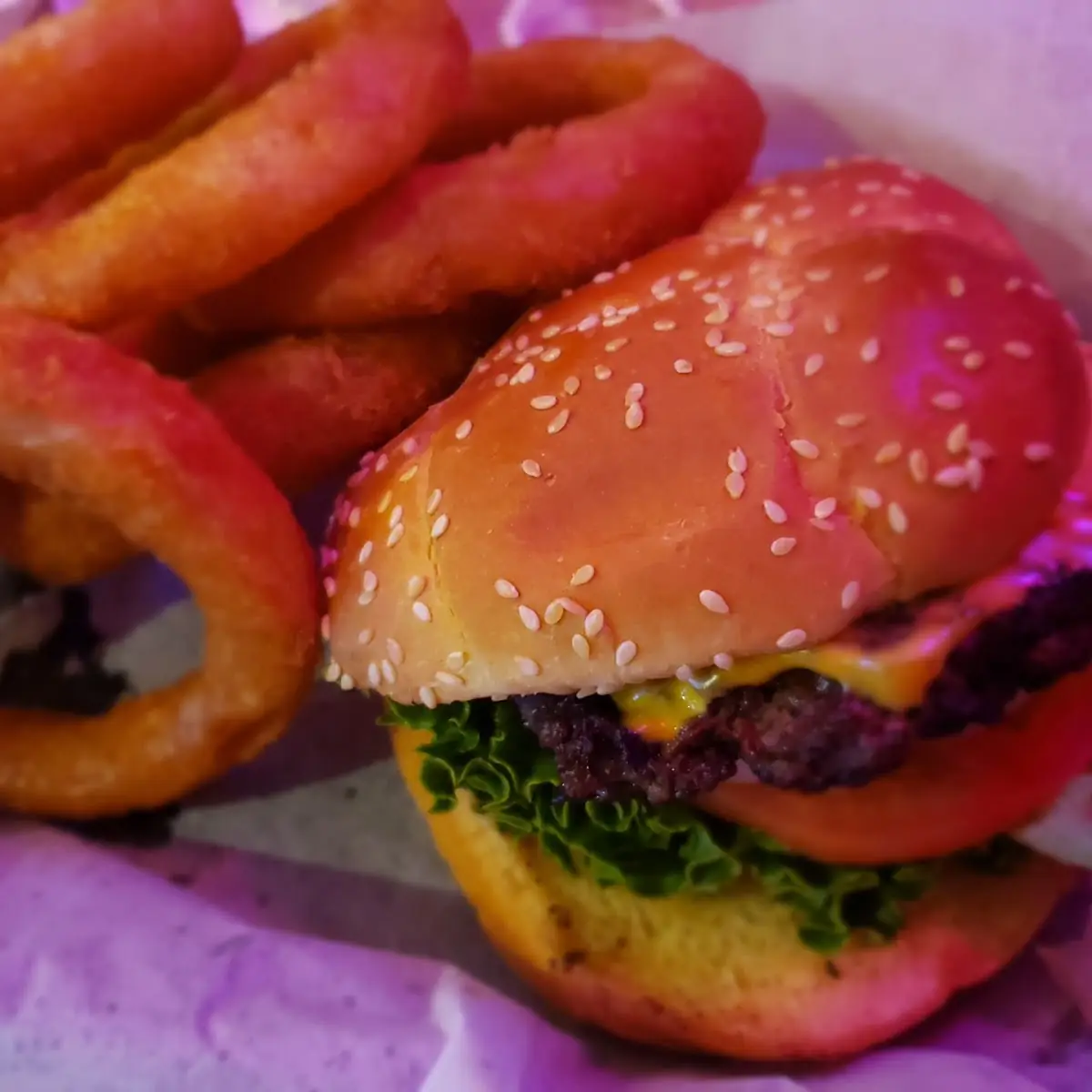 Cheeseburger and Onion Rings