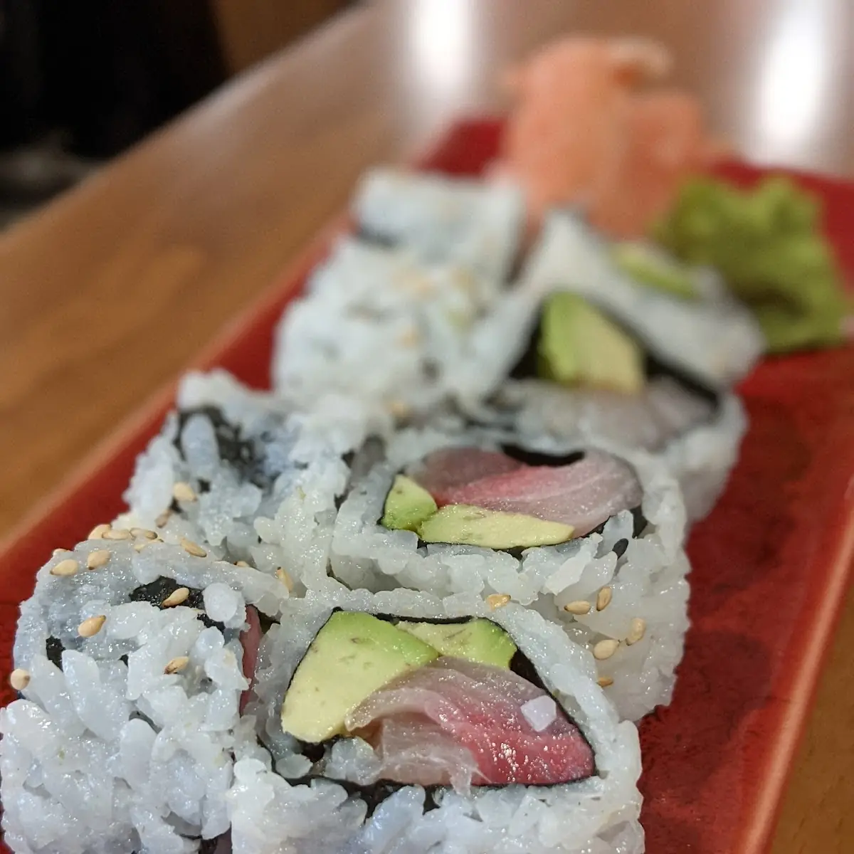 Yellowtail Roll