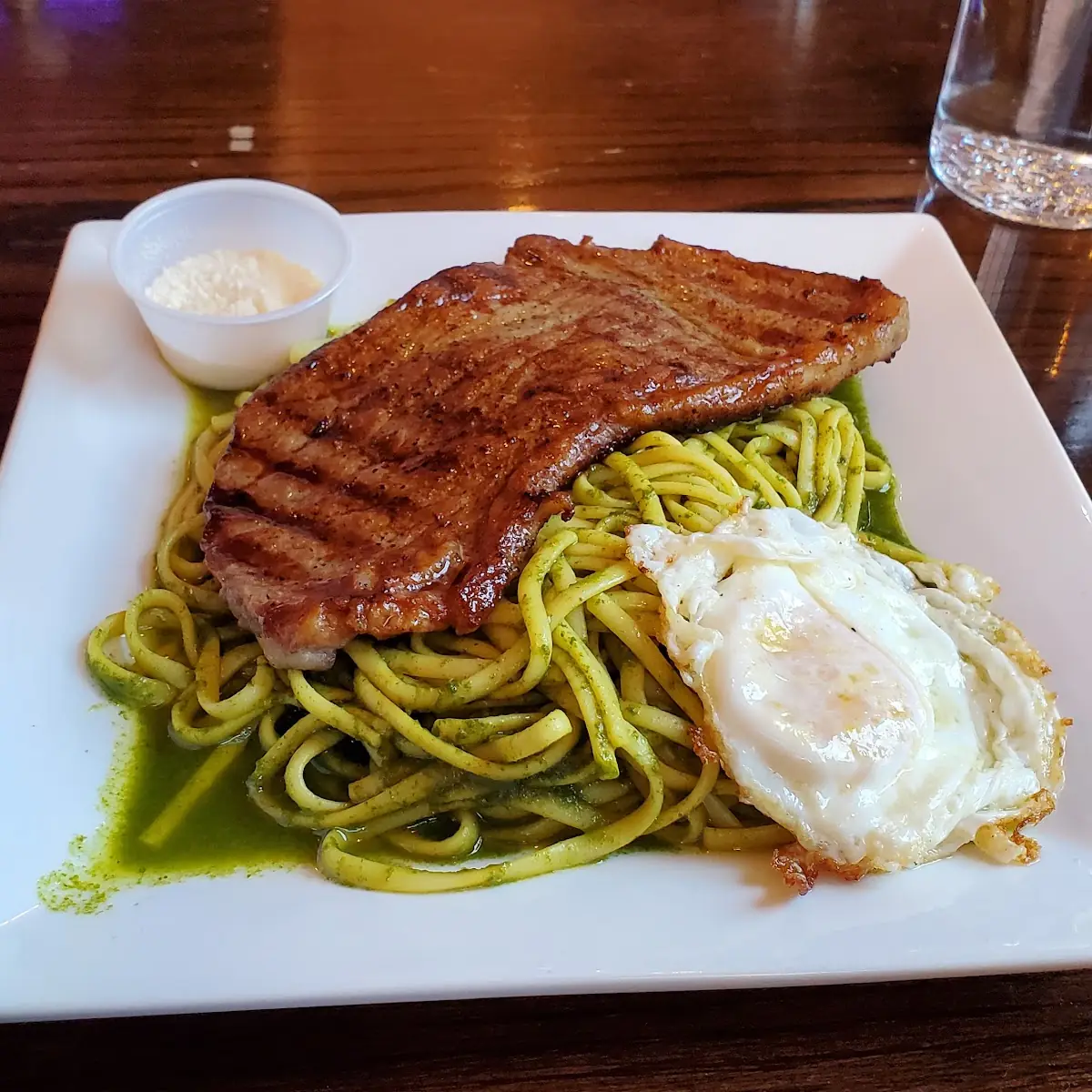 Tallarin Verde Steak